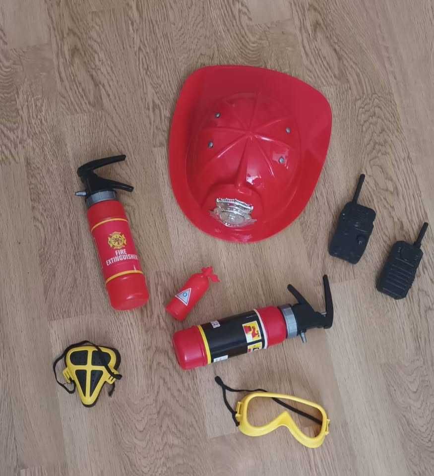Set de pompier   statie de politie