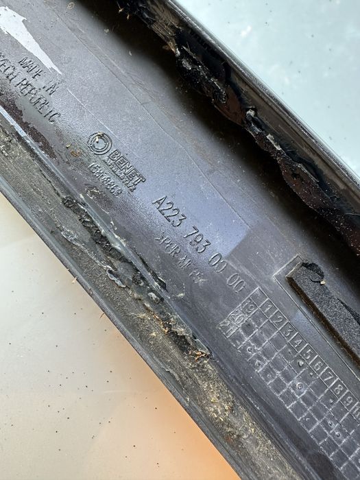 100% ОРИГИНАЛЕН Спойлер Mercedes S W223 AMG