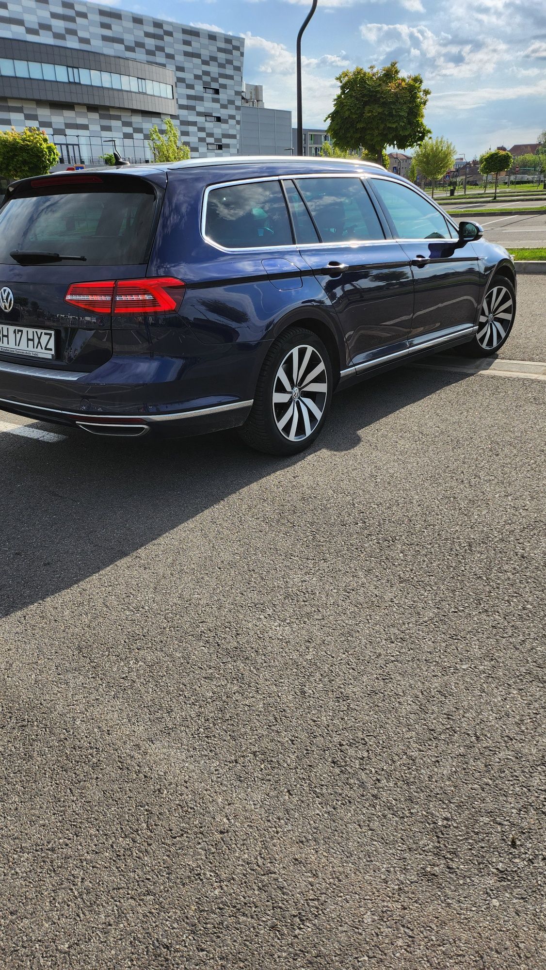 Volkswagen Passat B8 GTE  Plug In Hybrid.