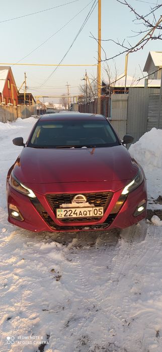 Сдам аренду машина Ниссан Алтима 2019 год объем 2.5 в день 15000  депо