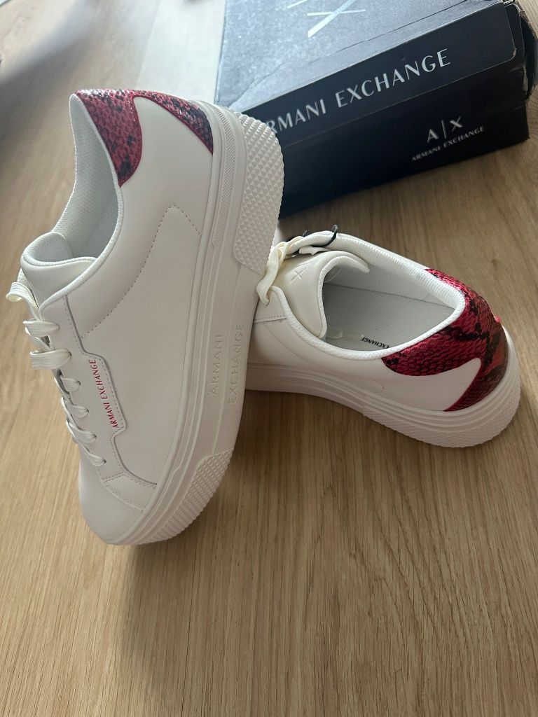 Adidași Armani eXchange