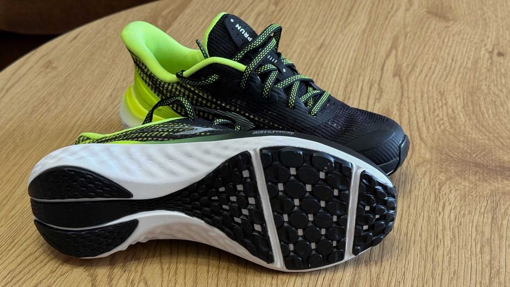 Нови, детски маратонки Decathlon KIPRUN K500 FAST - 33 номер / 20,5 см