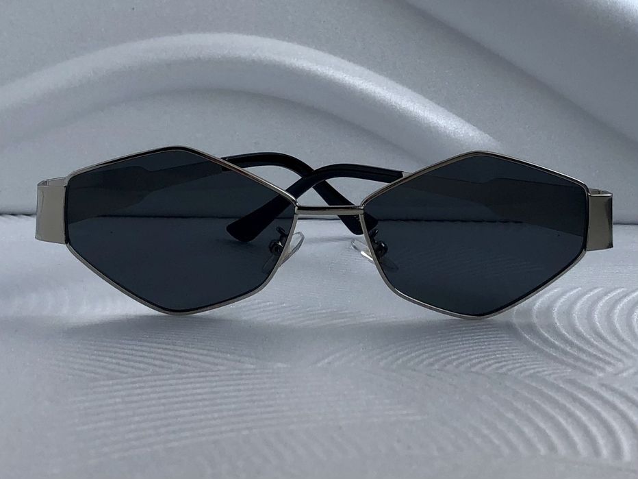 Модерни дамски слънчеви очила 2024