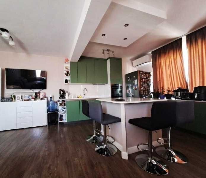 Дава се под наем Тристаен апартамент в София, Люлин 7 - 90 кв.м за 600 € - Снимка #1