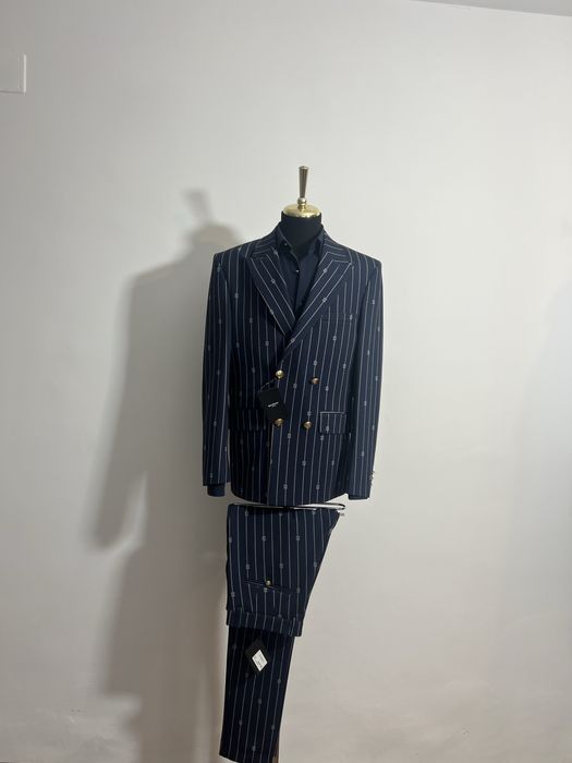 Costum Balmain , cu 4 nasturi regular