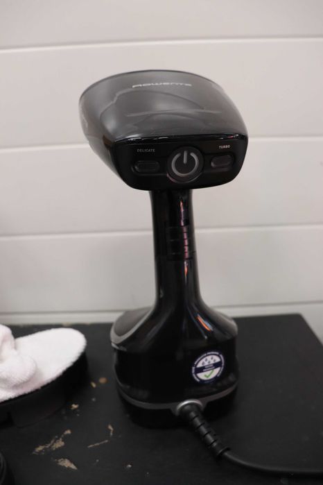 Вертикална ютия Rowenta Steam Force DR8250 Парна четка, 200W, 90 г/мин