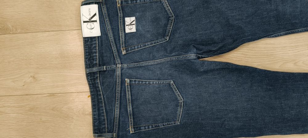 Дънки Calvin Klein