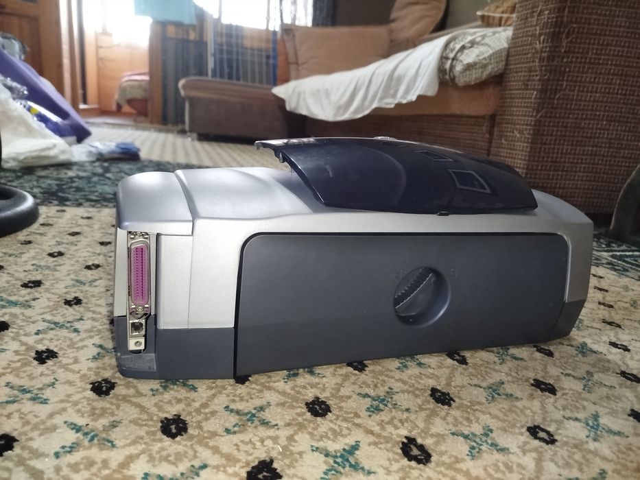 Принтер  Hp deskjet 5550 (В отличном состоянии) Торг есть