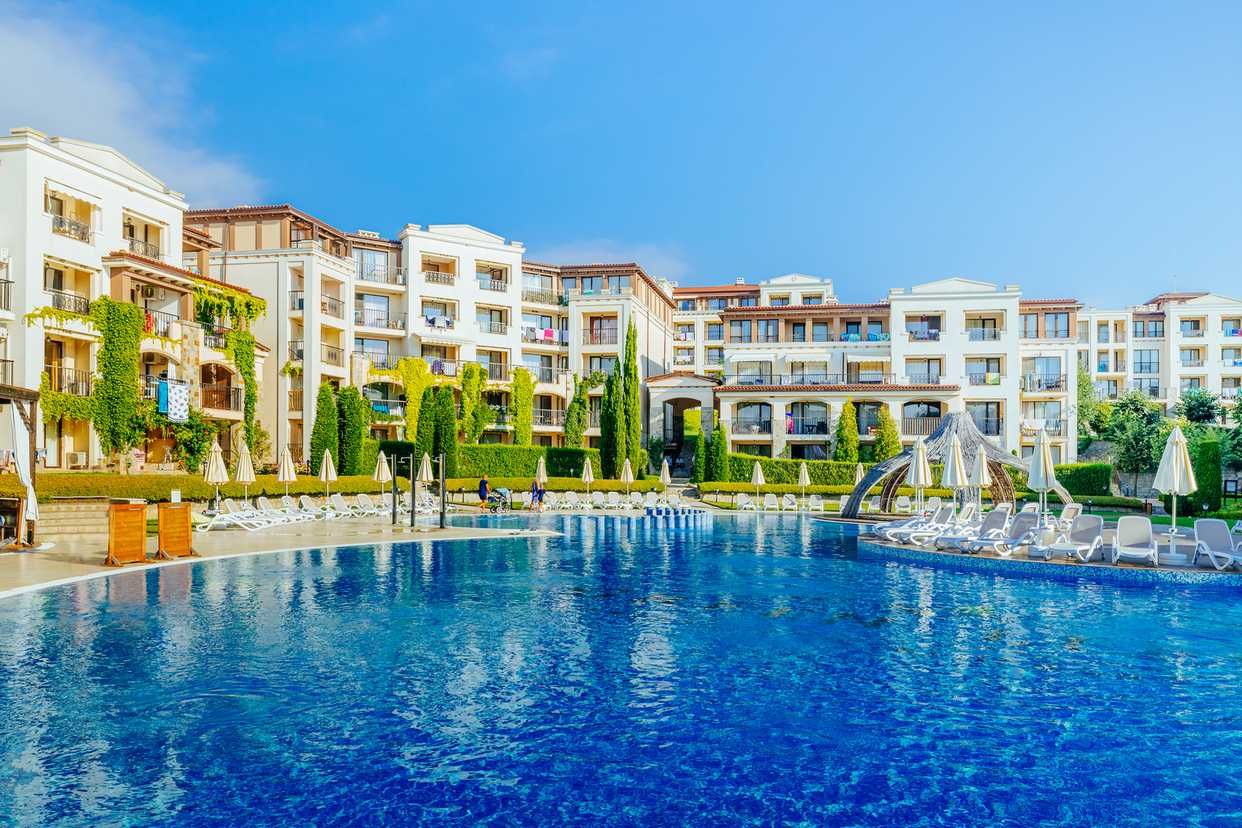 Продава се Двустаен апартамент в Бургас, Изгрев - 48 кв.м за 1519 €/кв.м - Снимка #7