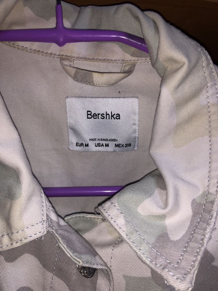 Дънково яке Bershka