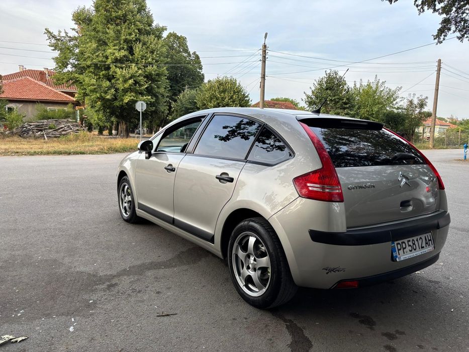 Citroen c4 1.4 .