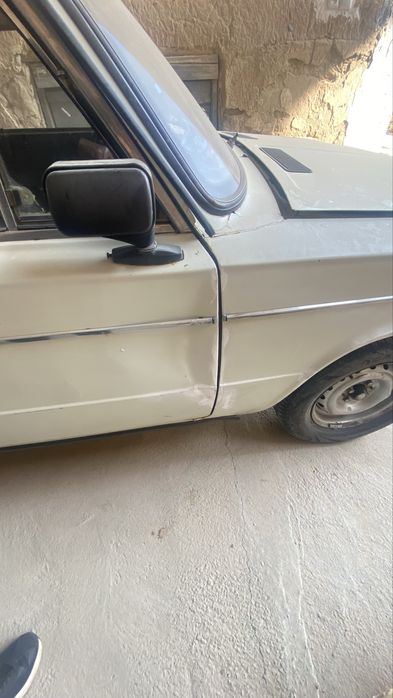 Jiguli 06 srochni sotiladi