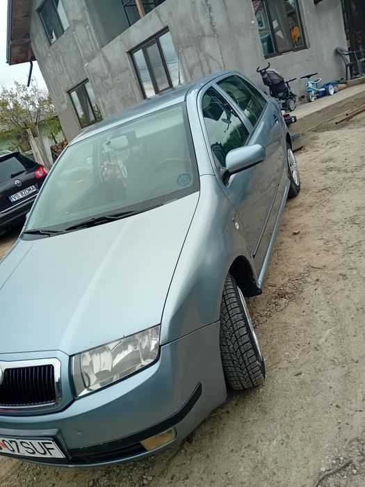 Vând skoda fabia