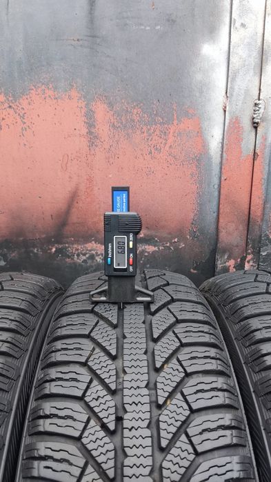 4бр. зимни гуми 175/65/14 Semperit 
dot22