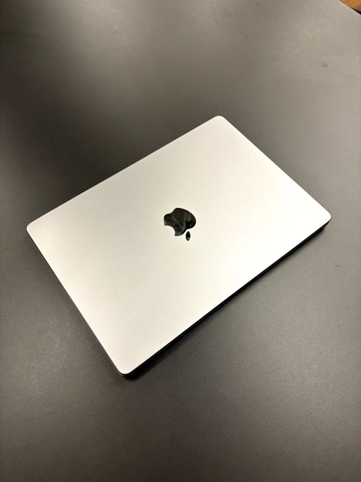 Apple MacBook Pro 14" (2021) – M1 Pro / 16GB RAM / 512GB SSD