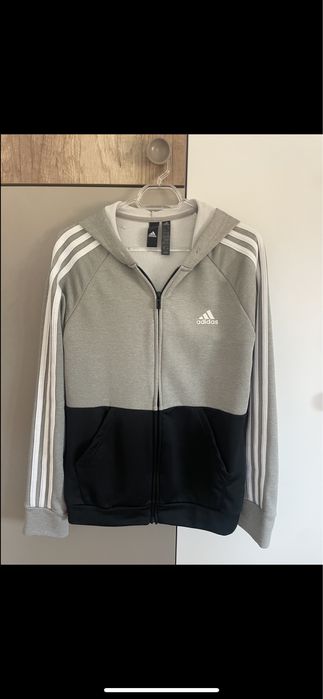 Горнище на adidas