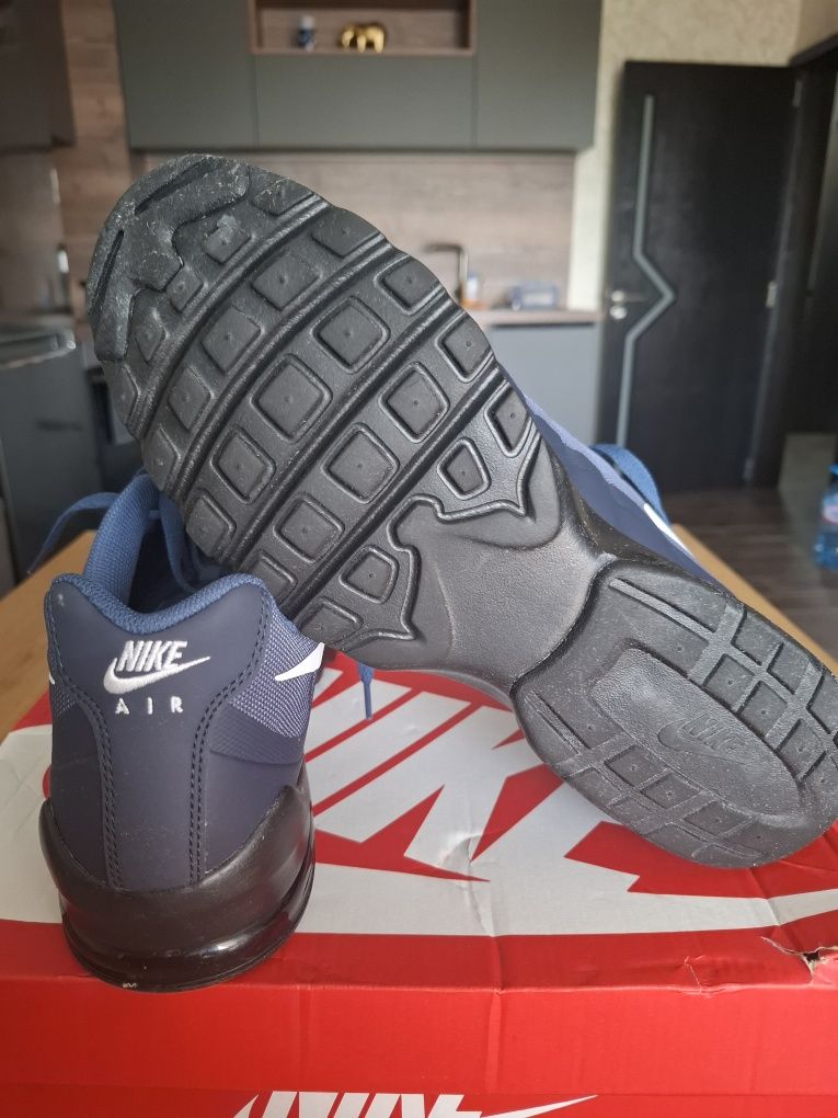 Маратонки Nike 47н