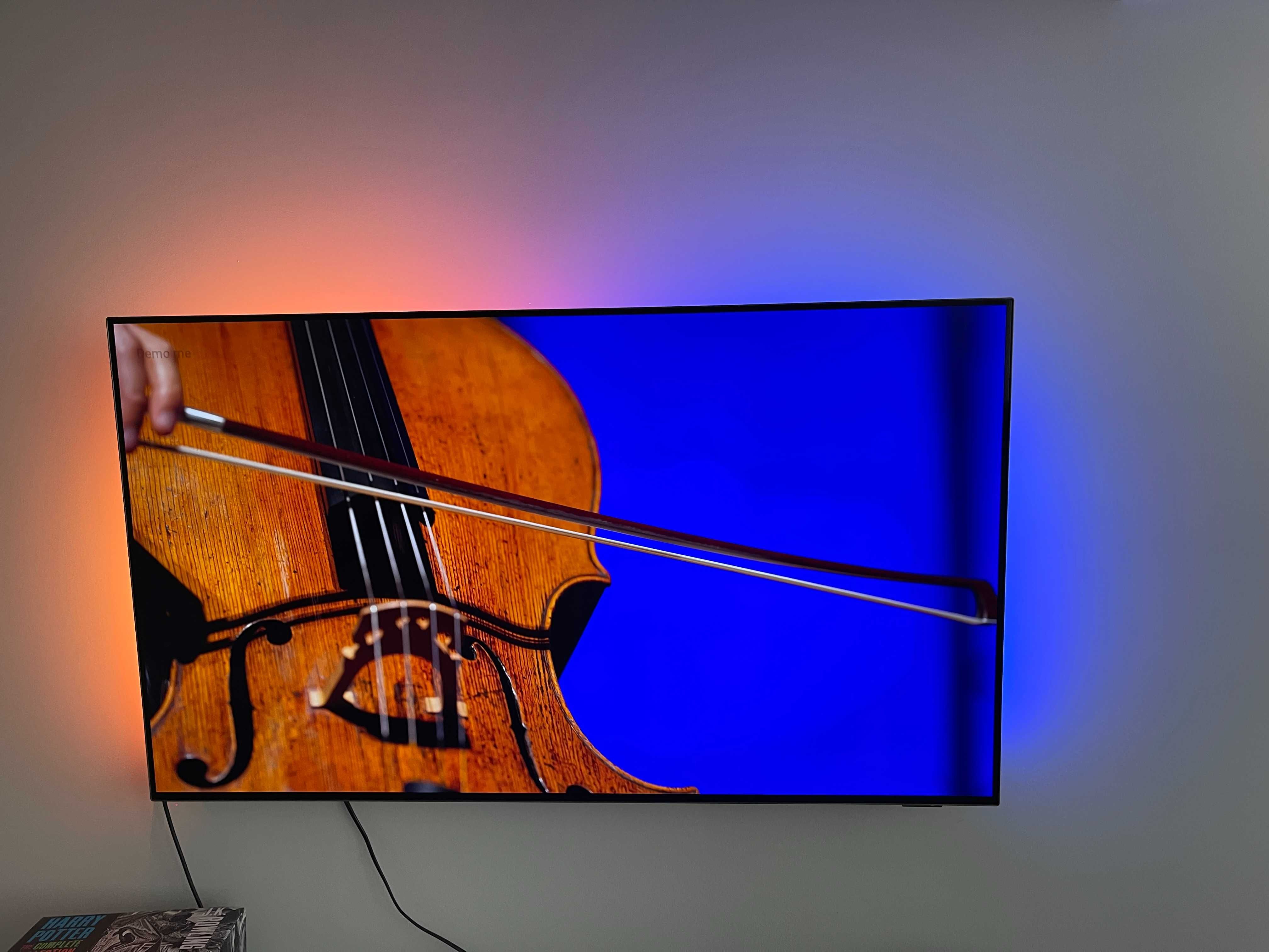 Televizor Philips Ambilight OLED 48OLED707