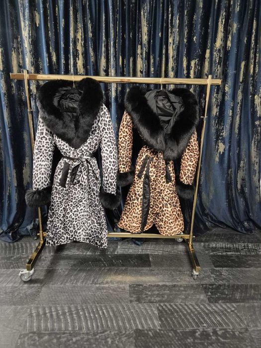 Vând haine de blană – modele elegante /  PRET SOC !!