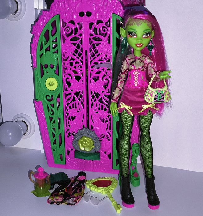 Продаю Венеру Монстер хай / monster high