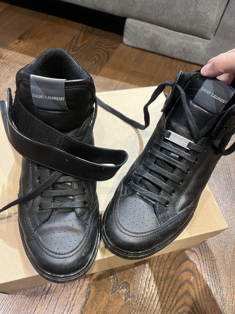 Yves saint laurent sneakers