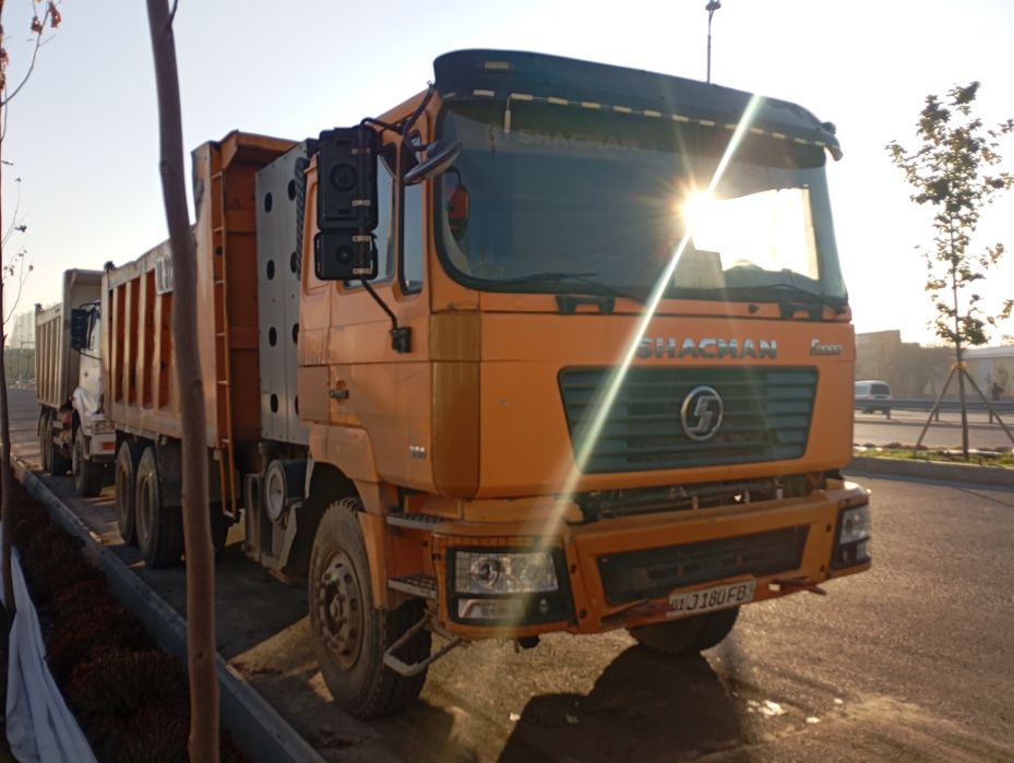 SHAKMAN srochno sotiladi