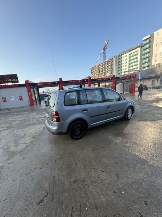 Vw touran 2009 urgent