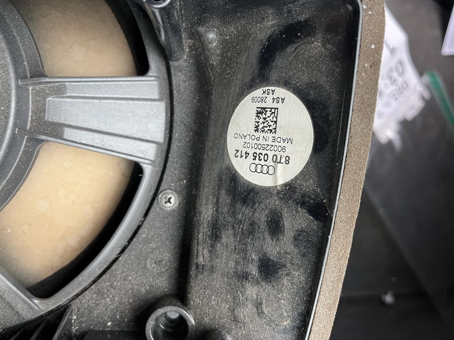 Subwoofer spate berlina sedan audi a4 b8 b8.5