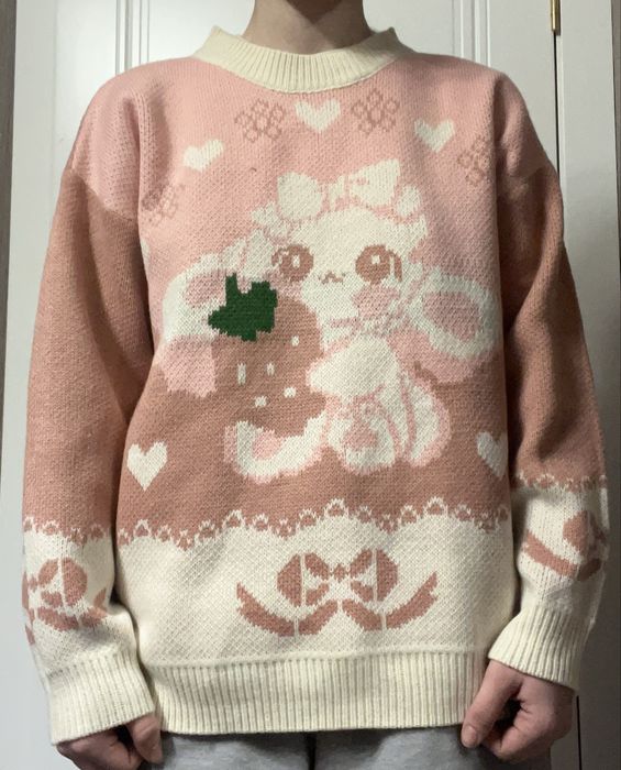милый свитер с овечкой