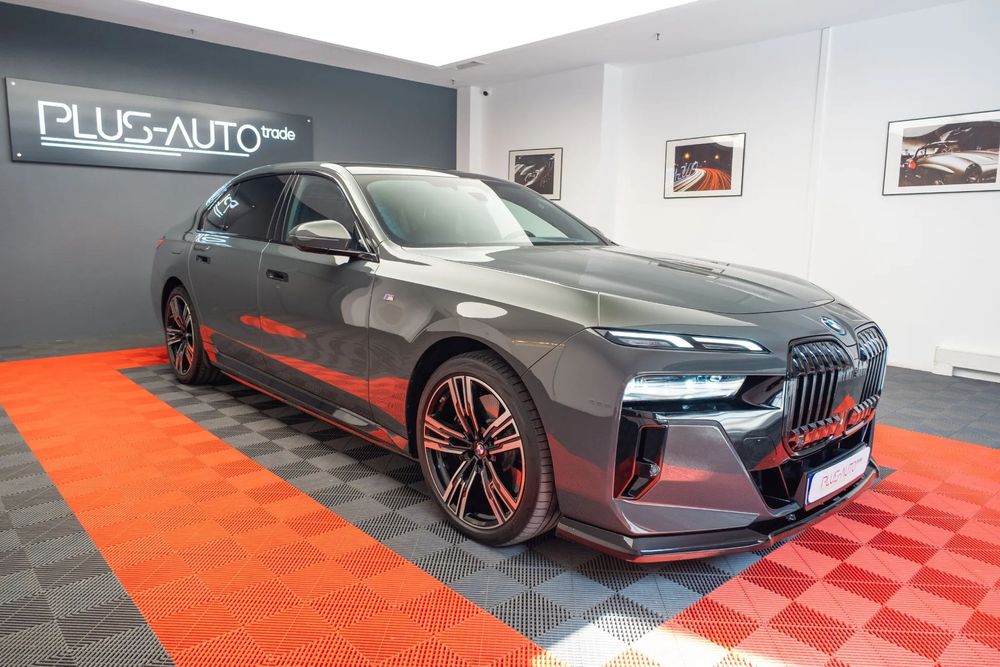 BMW Seria 7 SkyLounge