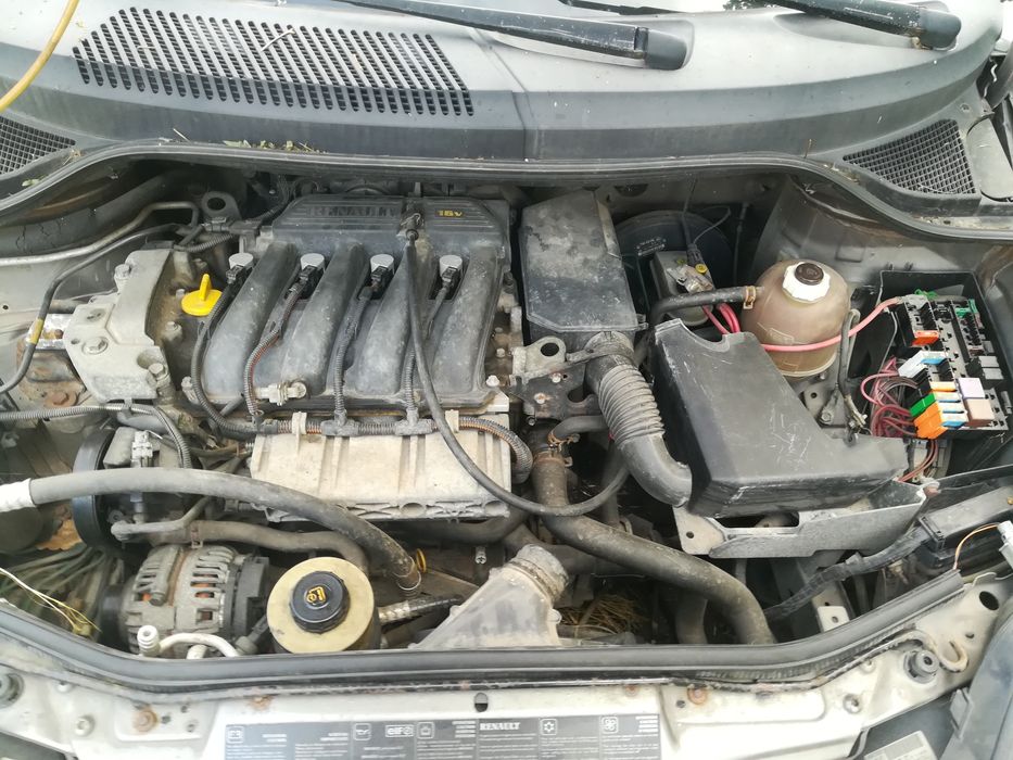 Рено  Сценик/Renault Scenic -На части