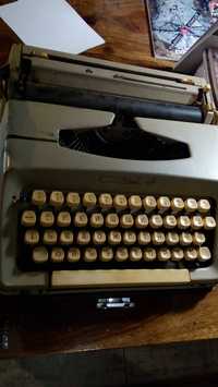 продавам пишеща машина Марица, 100 г. Пишеща машина Ерика