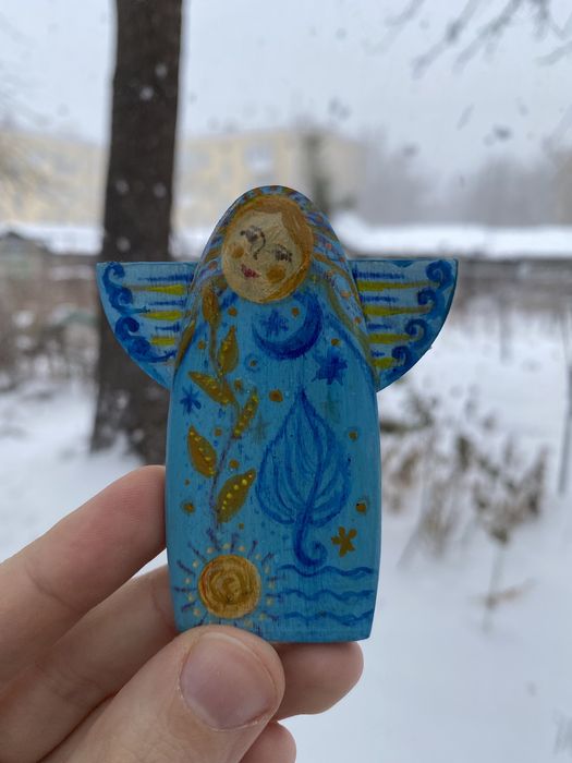 Деревянный ангел ручной работы