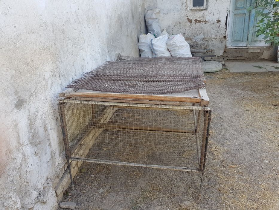 Курятник сотилади