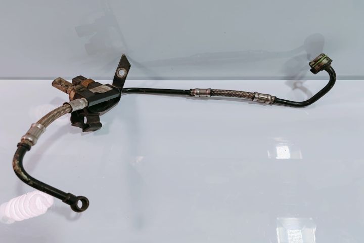 Conducta tur ulei turbo cu senzori 059145771K Volkswagen VW Passat B5