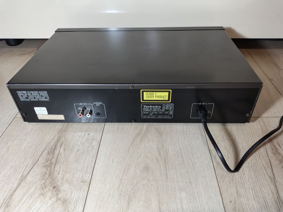 Cd player technics sl pg420a