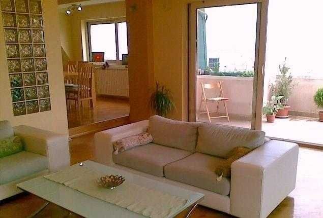 Дава се под наем Двустаен апартамент в Бургас, Зорница - 53 кв.м за 229.5 € - Снимка #2