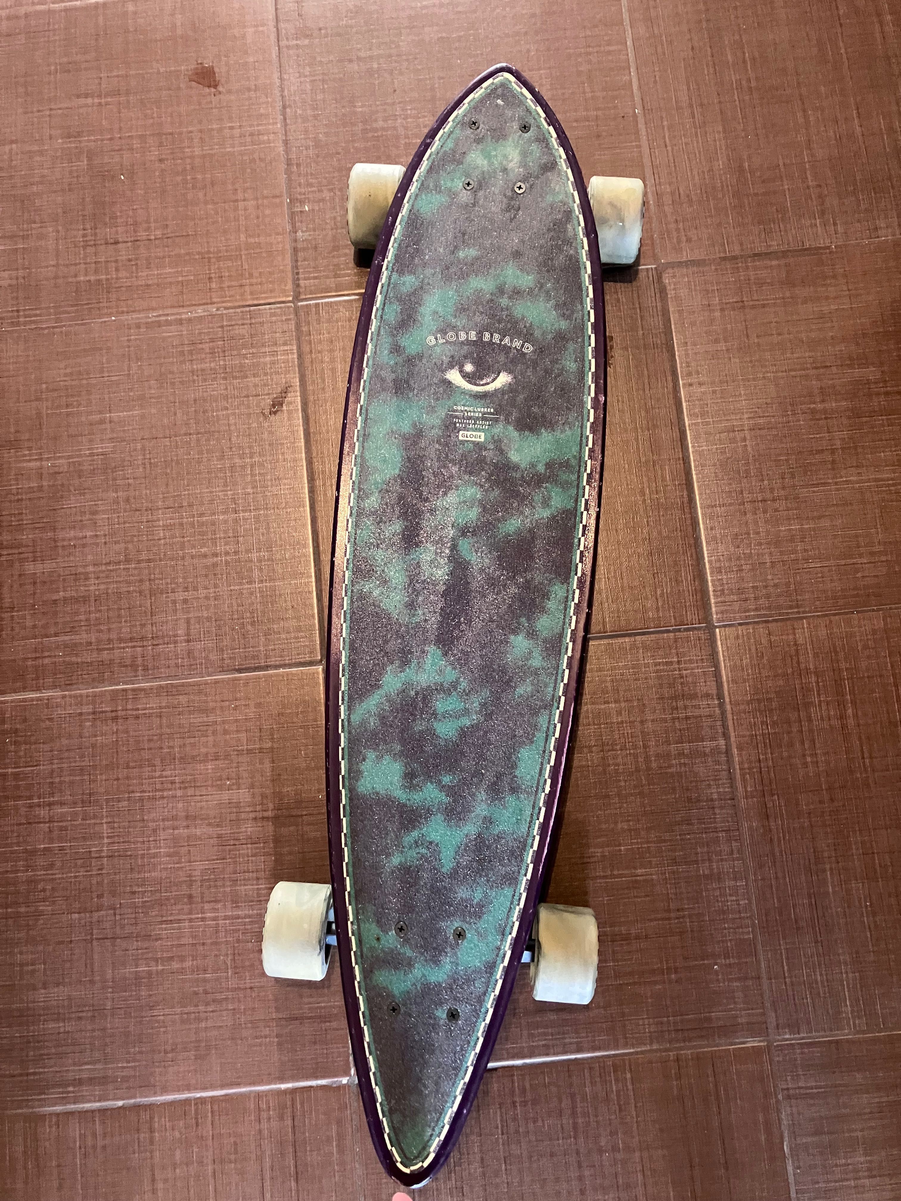 SkateboardGLOBE PINTAIL 34" (86,36CM) COMPLEtLONGBOARD (the sentinel)