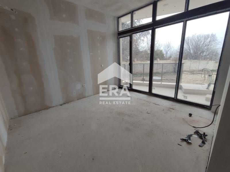 Продава се Тристаен апартамент в Варна, Чайка - 175 кв.м за 1200 €/кв.м - Снимка #3