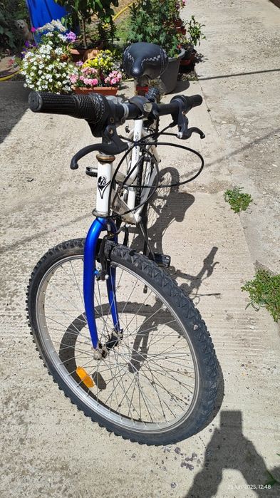 Bicicletă și trotinetă stare foarte bună