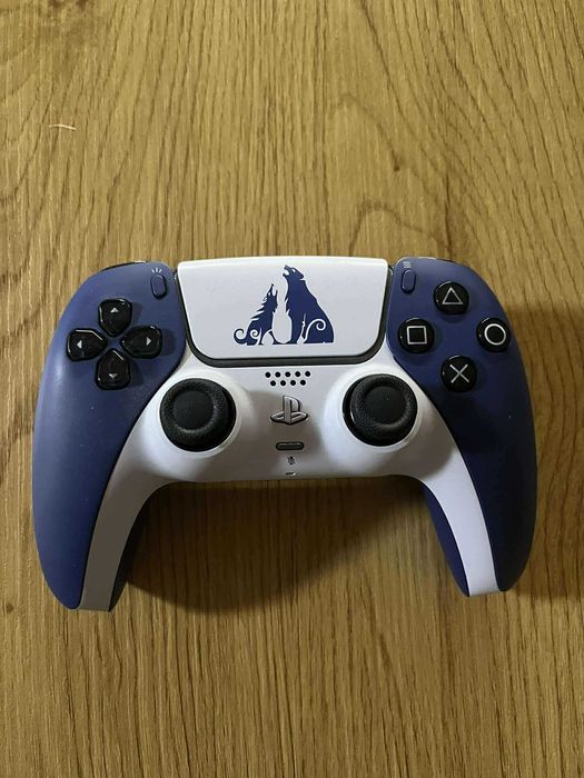 Продавам: Limited Edition PS5 Dualsense контролер God of War: Ragnarok