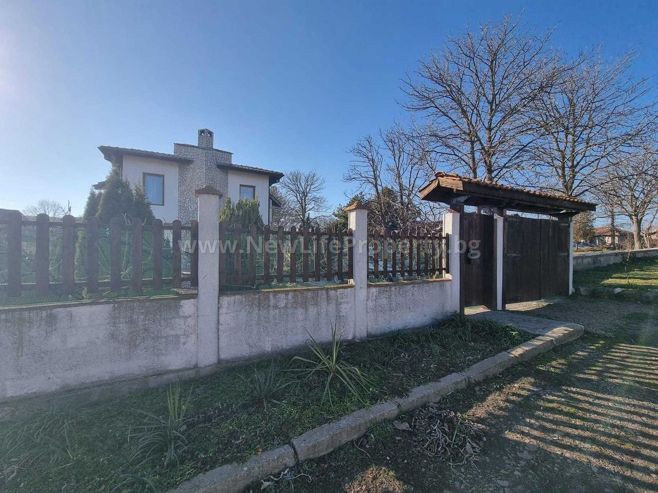 Продава се Къща в с. Бата, Област Бургас - 102 кв.м за 1932 €/кв.м - Снимка #1