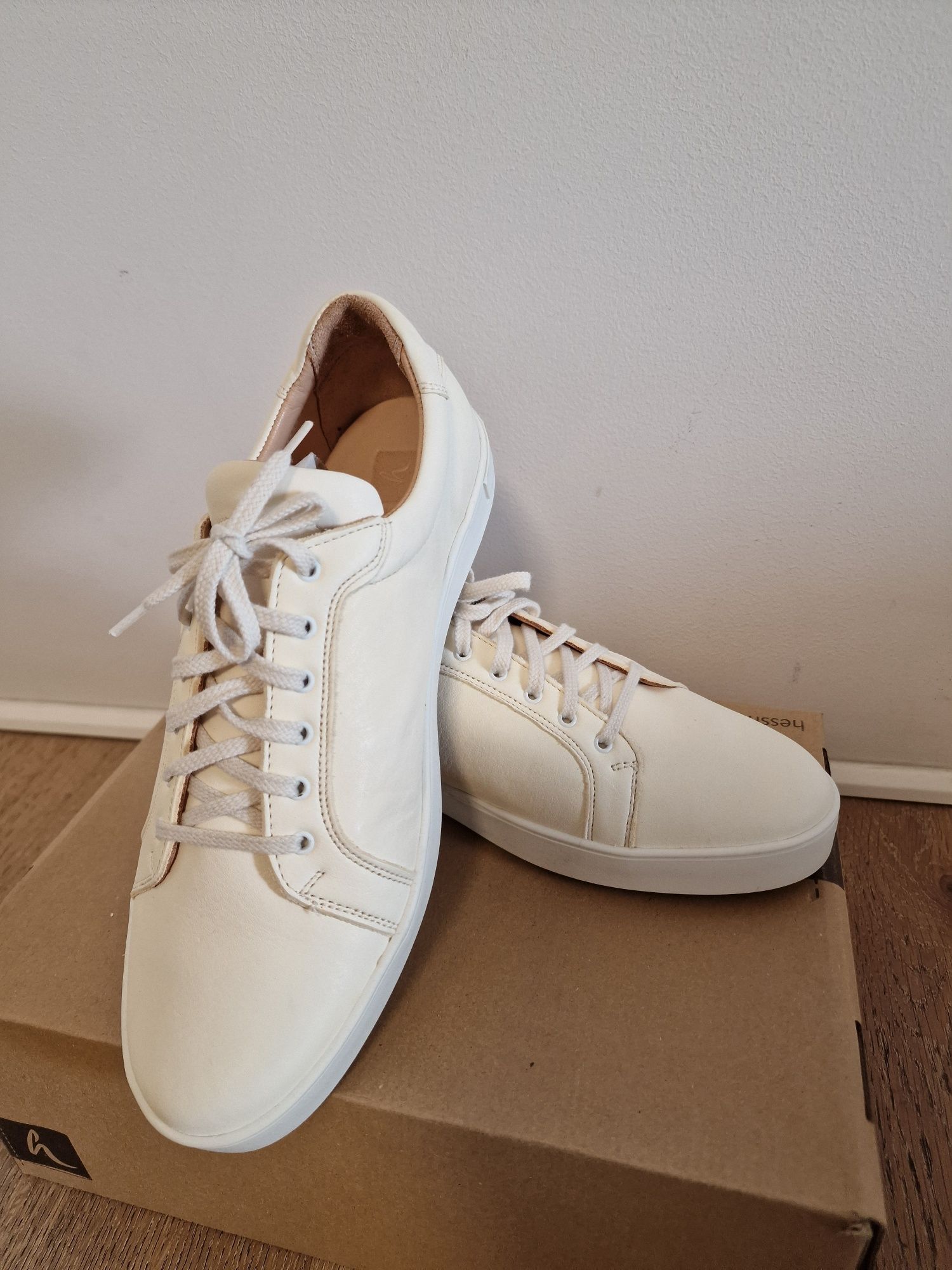 Sneakers (Adidas) piele Hessnatur 42