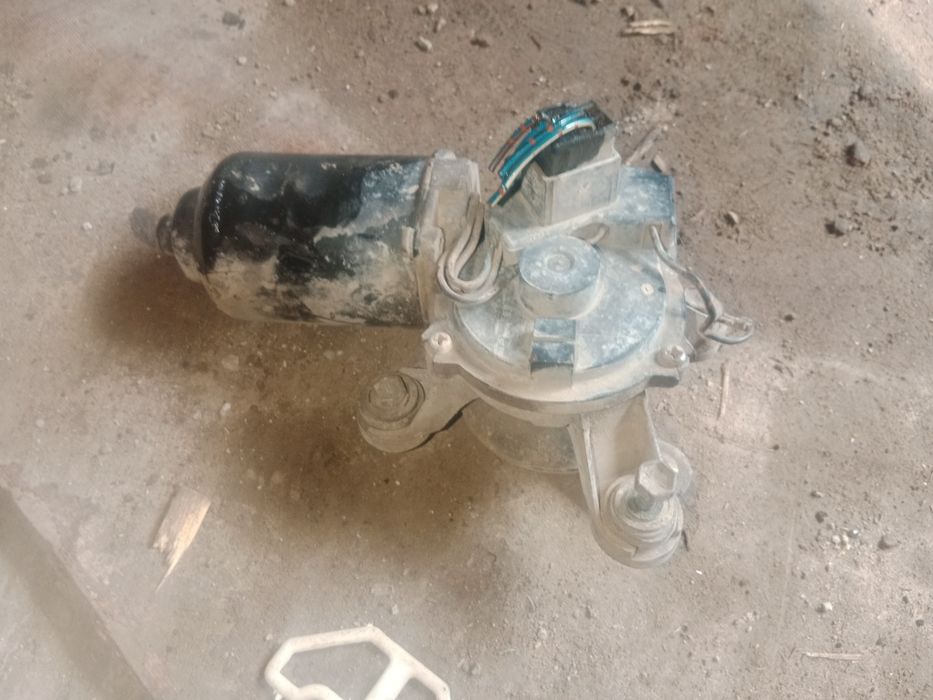 Моторчик стеклоочистителя Митсубиси Галант 33 кузов