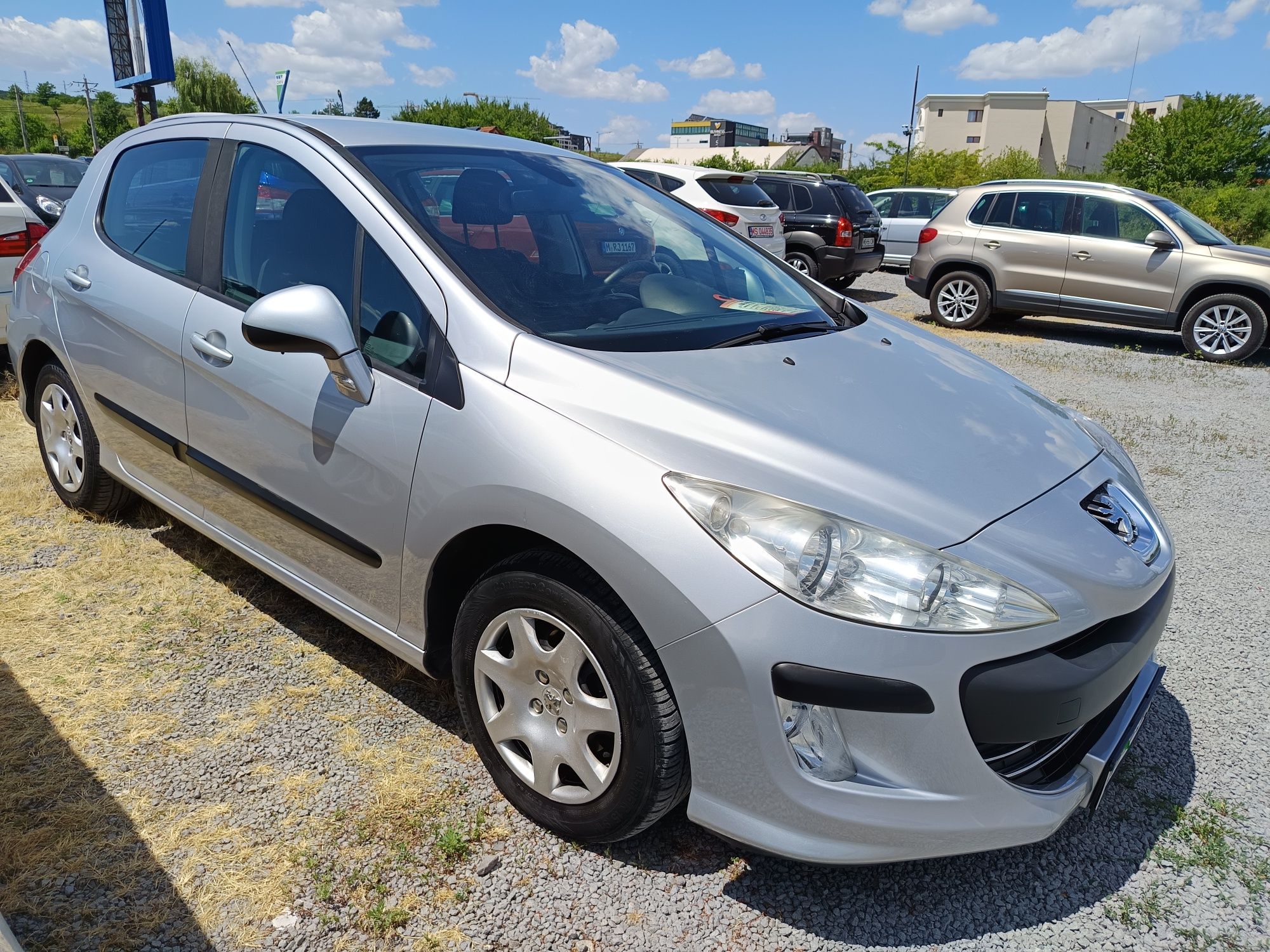 Vând Peugeot 308 benzină