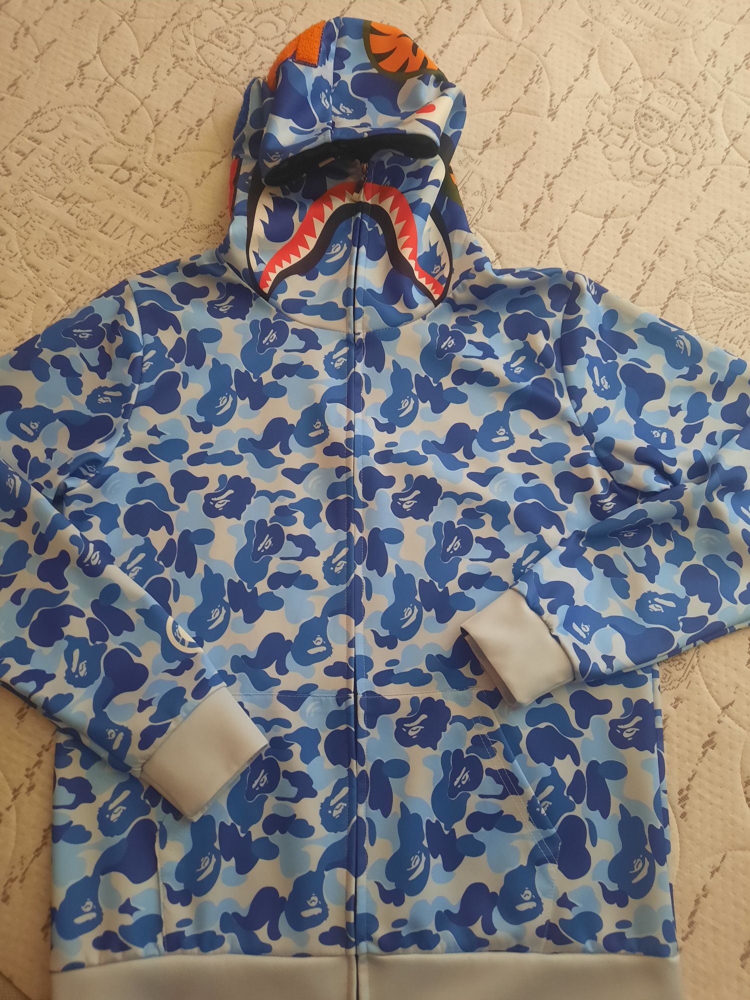 Bape Zipper Hoodie size M