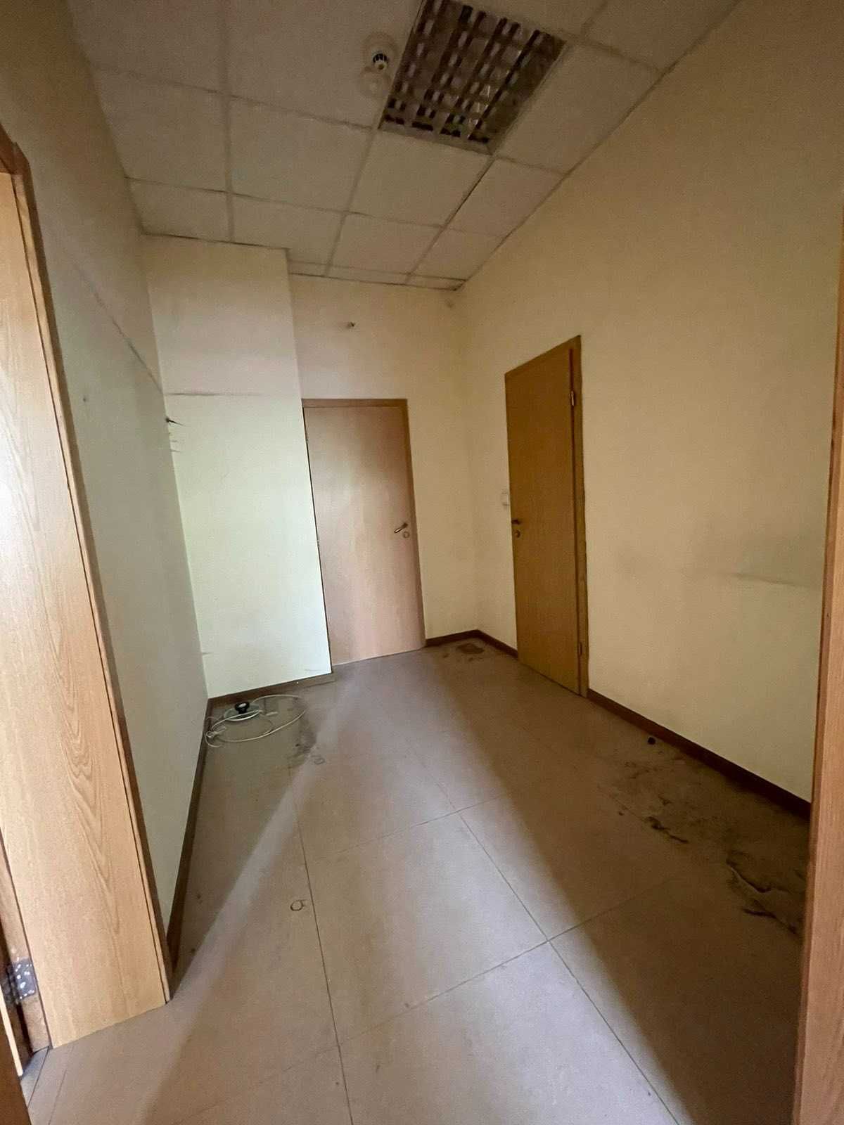 Продава офис на ул Йерусалим, ж.к Младост 1
