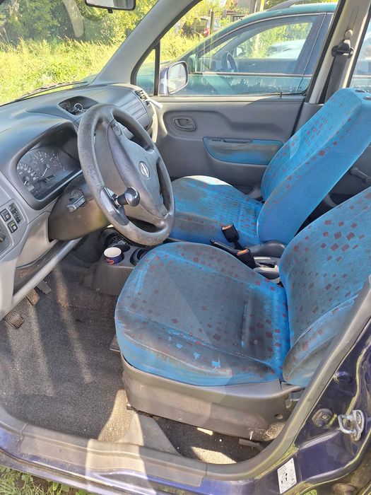 Vand Opel Agila 2001