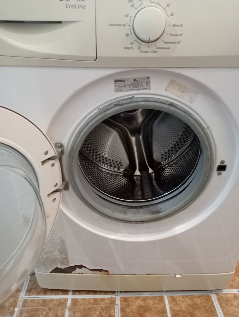 Продам стиральную машинку