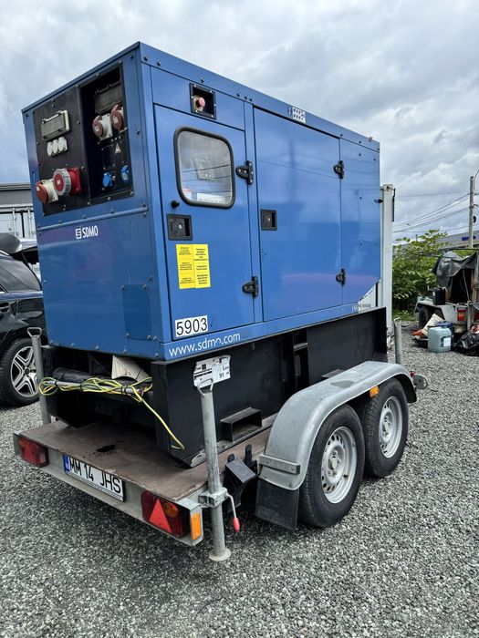 Închiriez generator 66KVA Trifazic pe platfroma